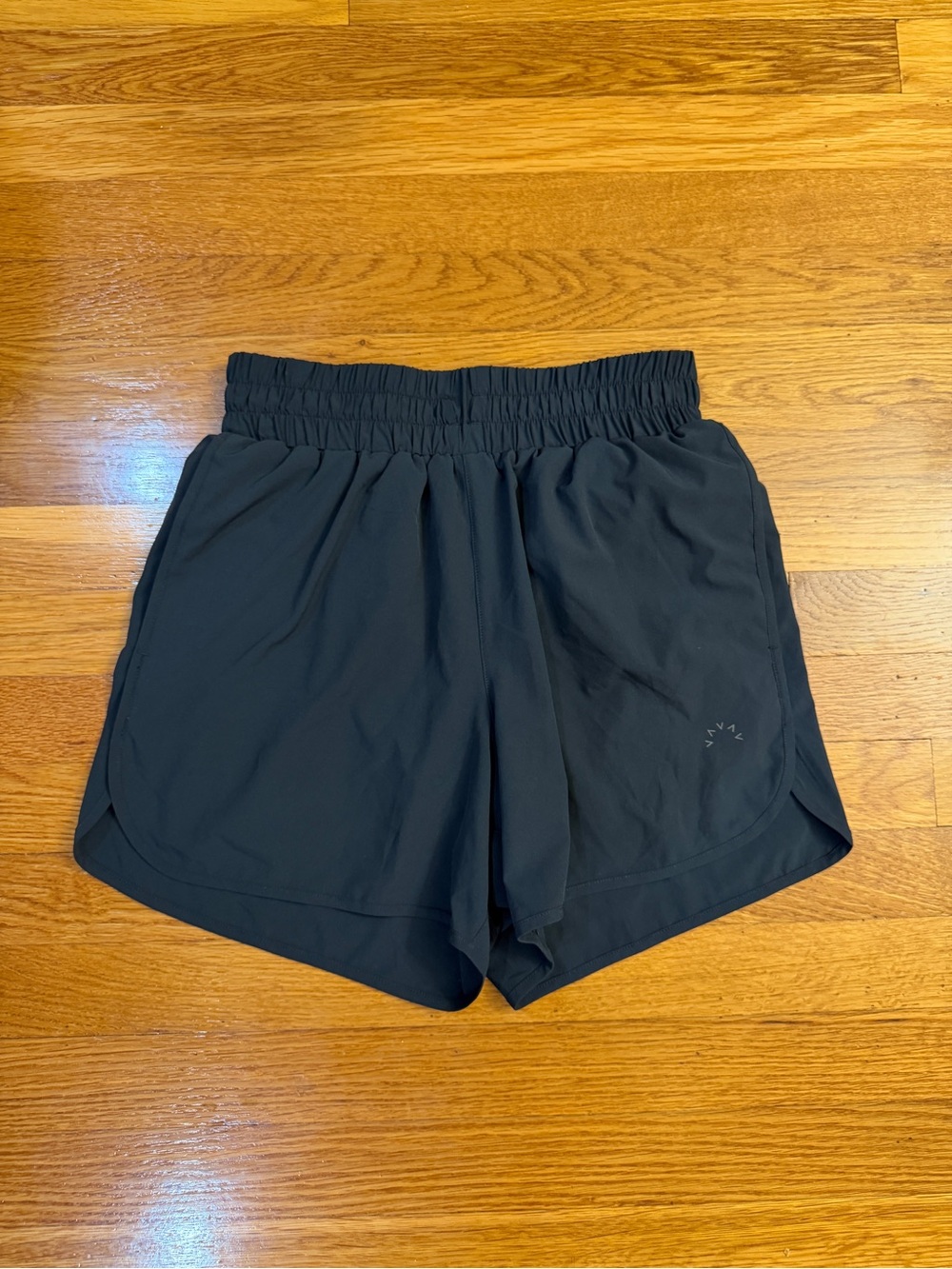 VarleyKallin Running Shorts Elastic Waist and Pockets in Black - Size XS